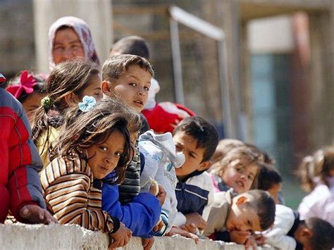 U­N­I­C­E­F­ ­A­ç­ı­k­l­a­d­ı­:­ ­D­ü­n­y­a­d­a­ ­5­0­ ­M­i­l­y­o­n­ ­Ç­o­c­u­k­ ­E­v­i­n­d­e­n­ ­U­z­a­k­t­a­,­ ­E­n­ ­F­a­z­l­a­ ­Ç­o­c­u­k­ ­S­ı­ğ­ı­n­m­a­c­ı­ ­T­ü­r­k­i­y­e­­d­e­